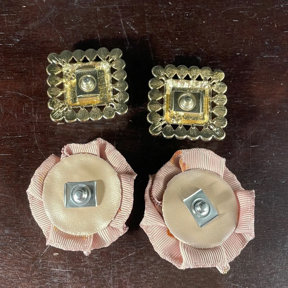 Two Pair of Lindsay Phillips Snaps: square in beige and clear, round in … - Picture 3 of 3